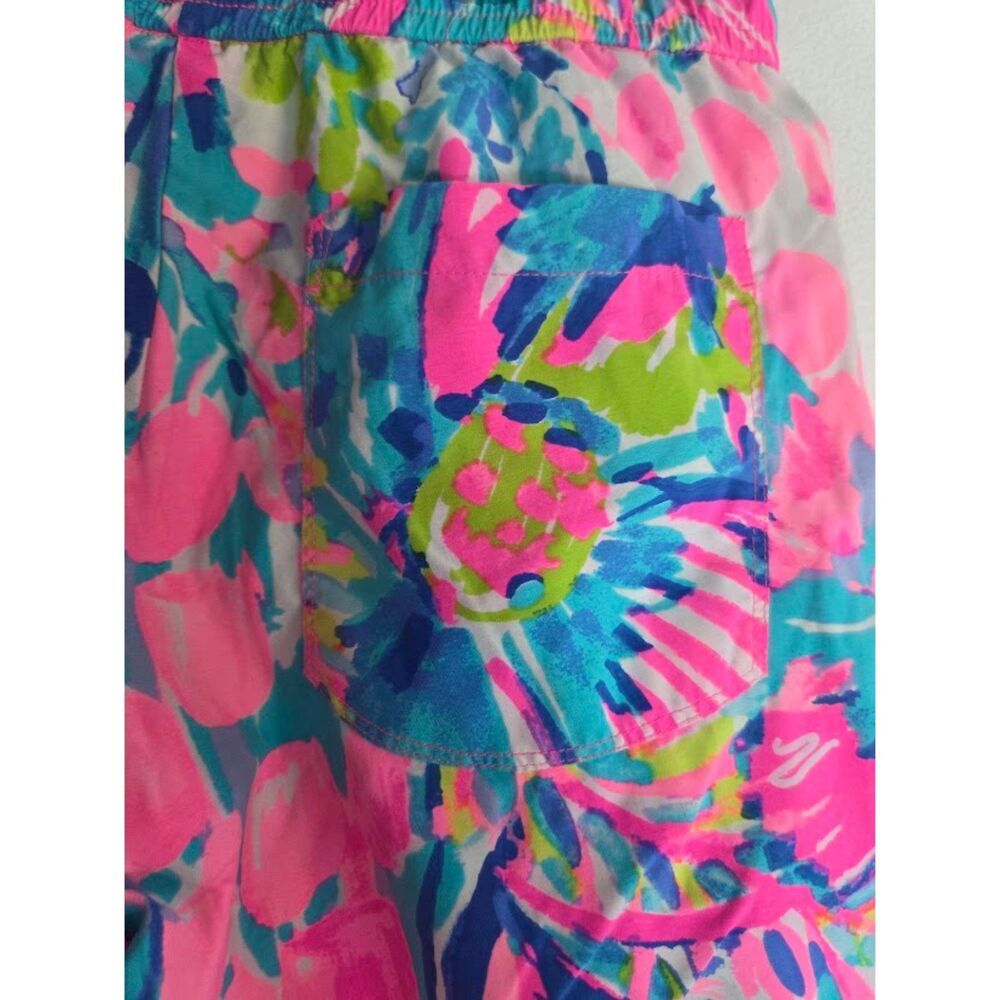 Lilly Pulitzer Pink Blue Pasley Drawstring 4" Inseam Active Shorts size X-Small - Picture 5 of 6